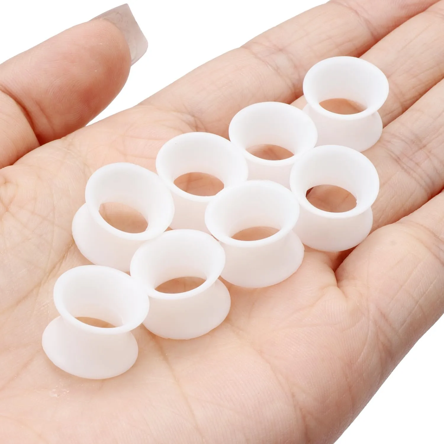 10G 8G 6G 4G 2G 0G 00G 12mm 14mm 16mm 18mm 20mm Thin White Silicone Ear Gauges for Ear Silicone Ear Plugs Gauge Tunnels Double Flared Flexible Ear Tunnel Earrings for Women Men