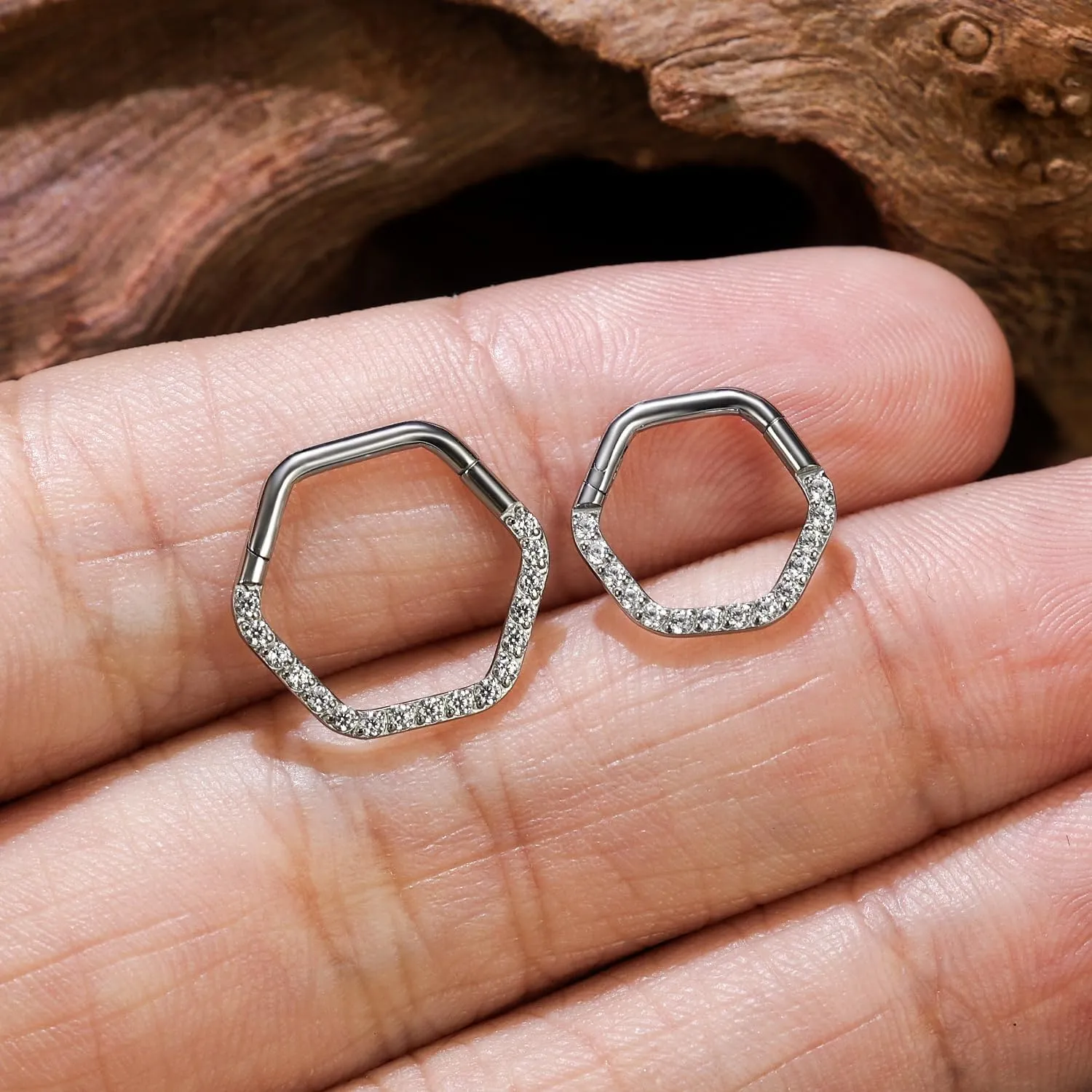 16G G23 Titanium Septum Rings Hinged Clicker Septum Nose Rings Hoop Helix Daith Cartilage Tragus Earrings Eyebrow Body Piercing Jewelry for Women Men 8mm 10mm