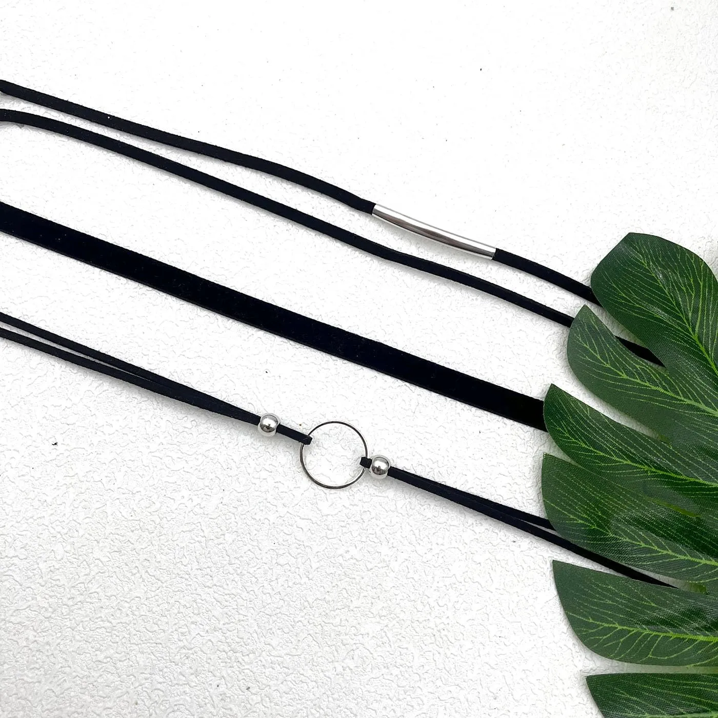 4PCS Black Choker for Women Black Lace Velvet Chocker Set Layered Classic Choker Necklace Velvet Collar Adjustable Gothic Chokers