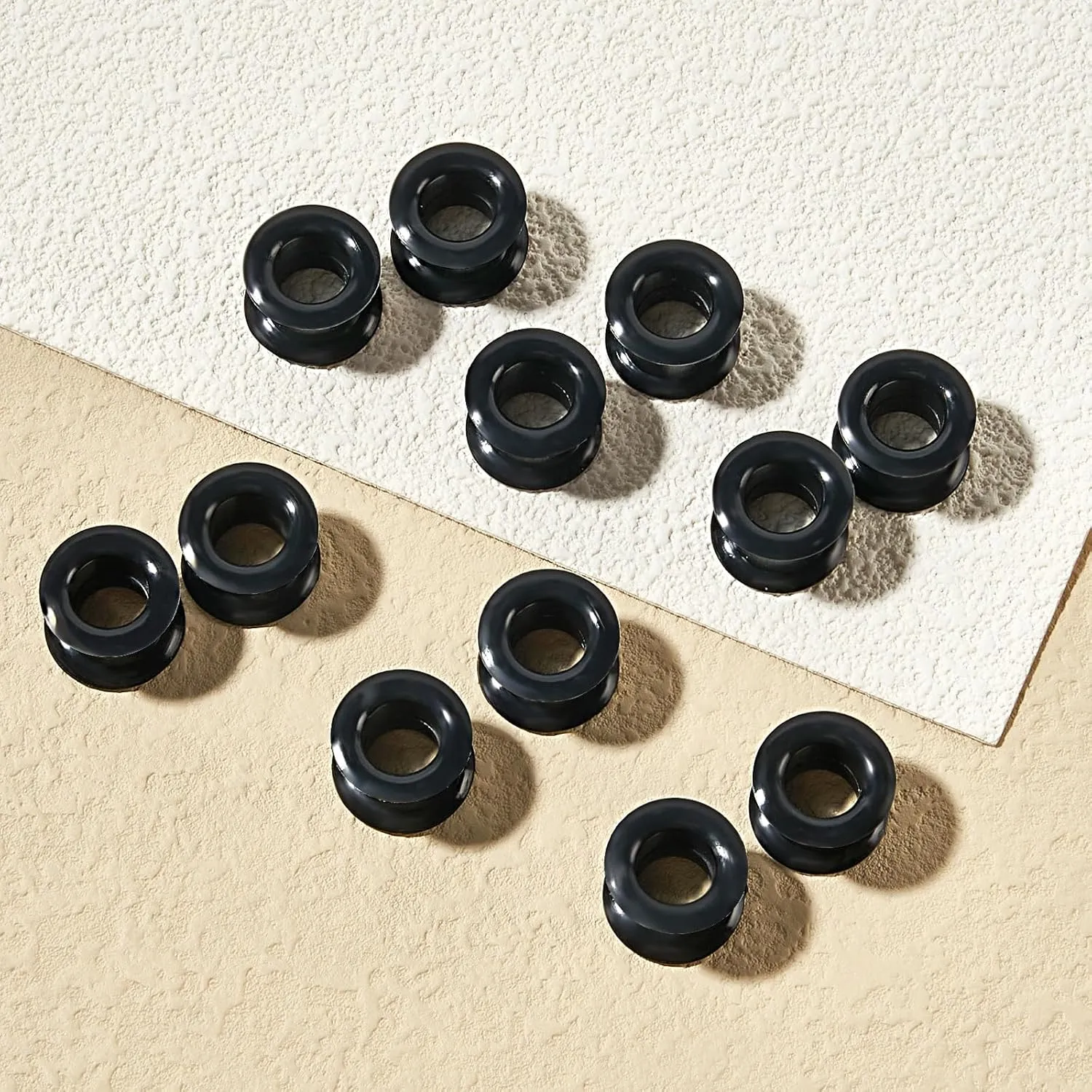 6 Pairs Black Silicone Gauges 2g 0g 00g 12mm 14mm 16mm 18mm 20mm 22mm 25mm Silicone Ear Tunnels Plugs Flexible Ear Expander Stretching Gauges Earlet Plugs for Women Men