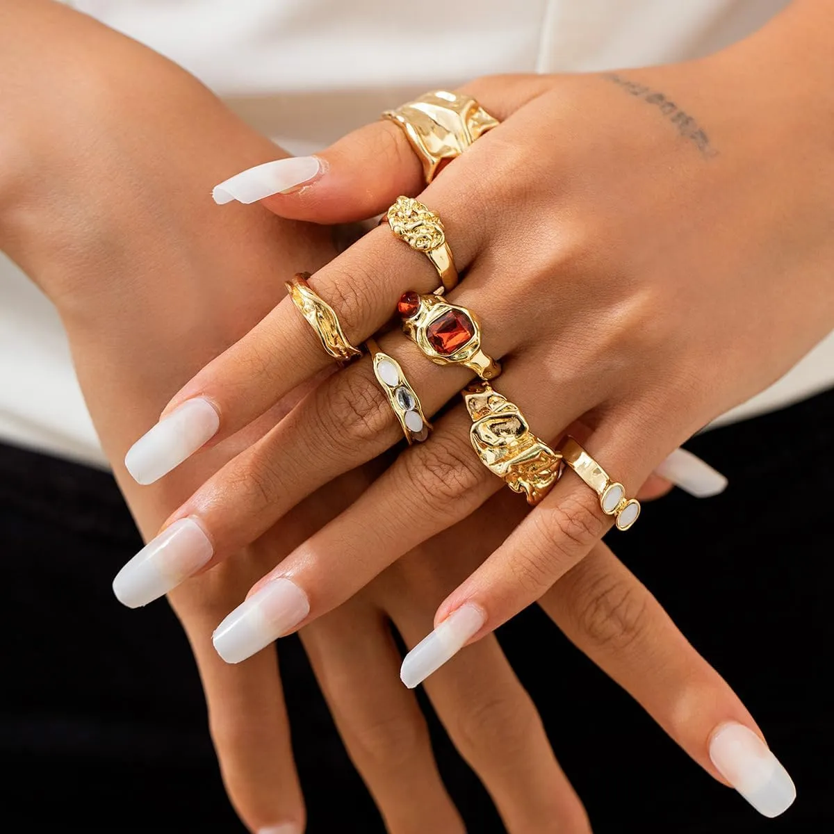 7 PCS Chunky Gold Rings Set for Women Stacking Knuckle Rings Unique Statement Ring Crystal Rhinestone Thick Ring Sets Non Tarnish Signet Ring Geometric Wrap Finger Ring Fashion Jewelry
