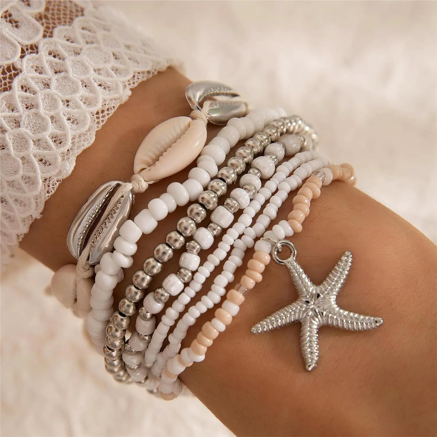 7Pcs Beaded Stretch Bracelets for Women,Bohemian Stackable Elastic Seashell Starfish Bracelets Handmade Ocean Beach Bracelet String Friendship Party Beach Vacation Jewelry
