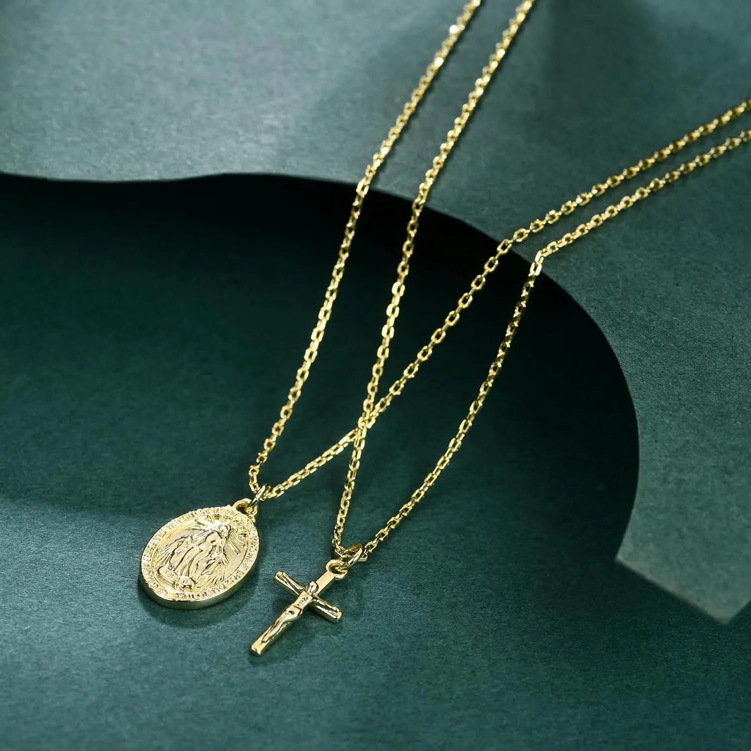 AllenCOCO Gold Cross Necklaces for Women, Crucifix Necklaces, Dainty Virgin Mary Necklace, Virgen de Guadalupe, Layered Pendants Chain Non Tarnish