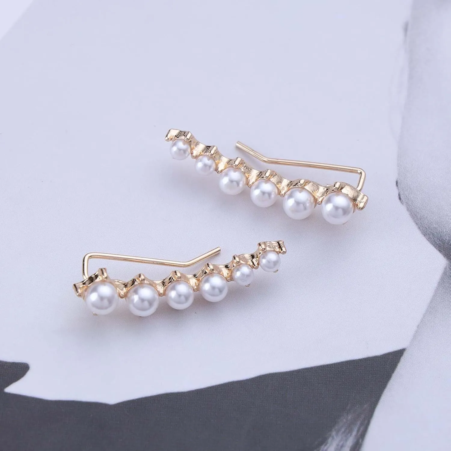 Bohemian Pearl Ear Climber Earrings White Pearl Stud Earrings Gold Pearl Cuff Crawler Earrings Vine Wrap Studs Earrings Cluster Pearl Earrigns Wedding Earrings Jewelry for Women