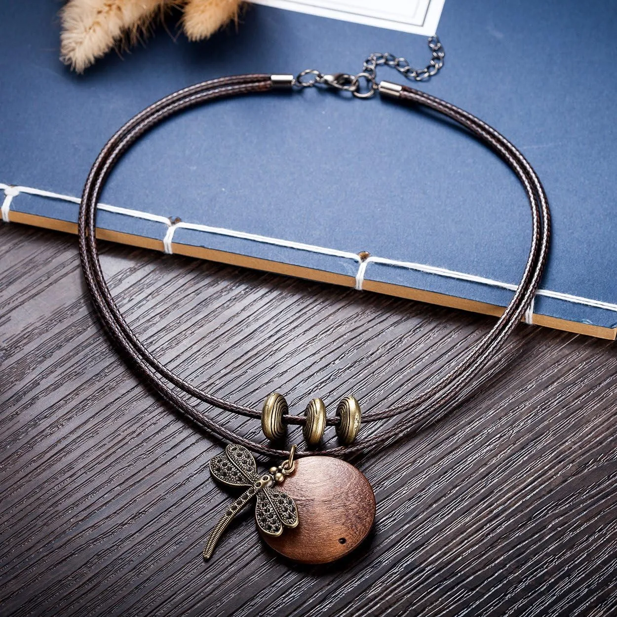 Brown Wooden Choker Chunky Pendant Necklaces for women