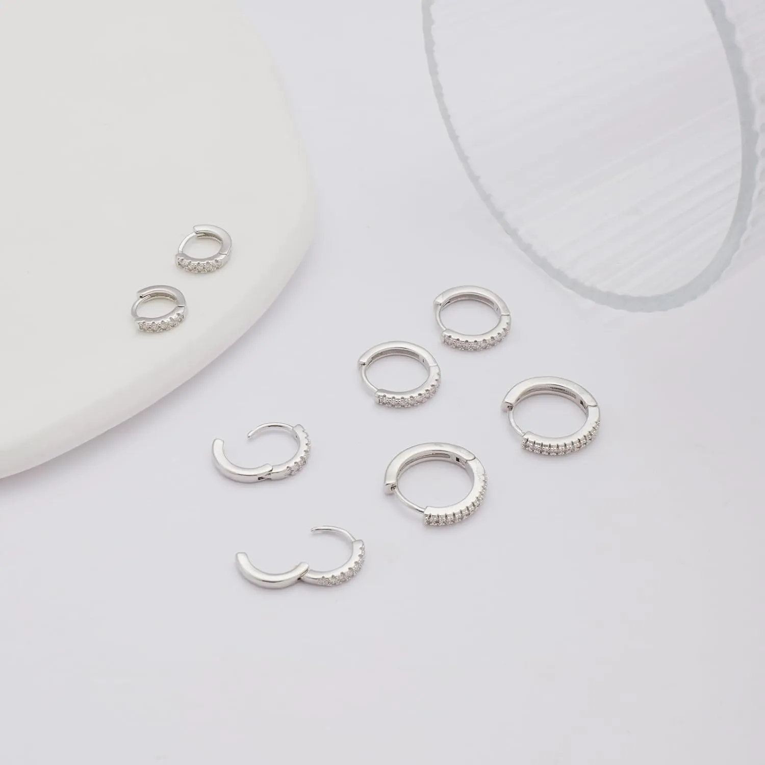 CAROVO Gold Hoop Earrings Set for Women Dainty 14K Gold/Silver Plated CZ Cartilage Earring Small Hoop Earring Set Multiple Piercing Lightweight Chunky Open Hoop Earrings Jewelry Gifts for Women