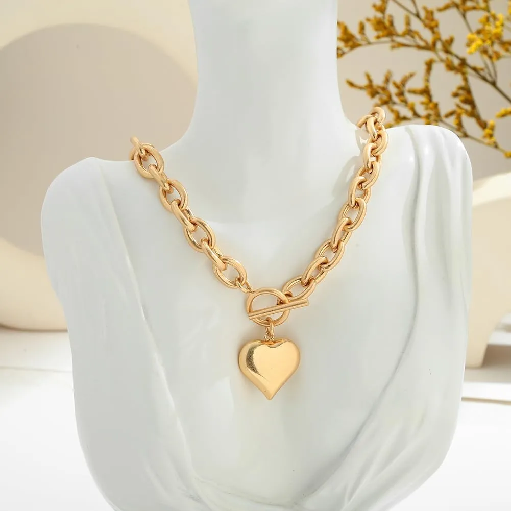 Chunky Gold Pendant Necklaces For Women Gold Chain links With Sun Heart Lion Conch Shell Charms Summer Necklaces Beach Jewelry Gift