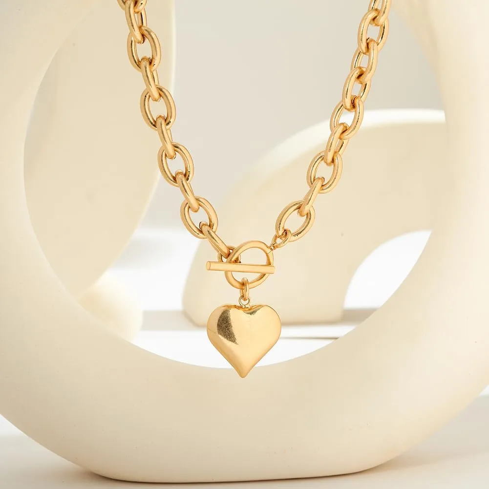 Chunky Gold Pendant Necklaces For Women Gold Chain links With Sun Heart Lion Conch Shell Charms Summer Necklaces Beach Jewelry Gift