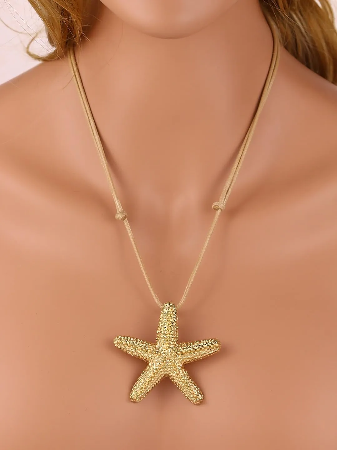 Coastal Seashell Starfish Necklaces for Women Big Conch Starfish Pendant Necklace Summer Beach Shell Necklaces Mermaid Costume Jewelry for Women