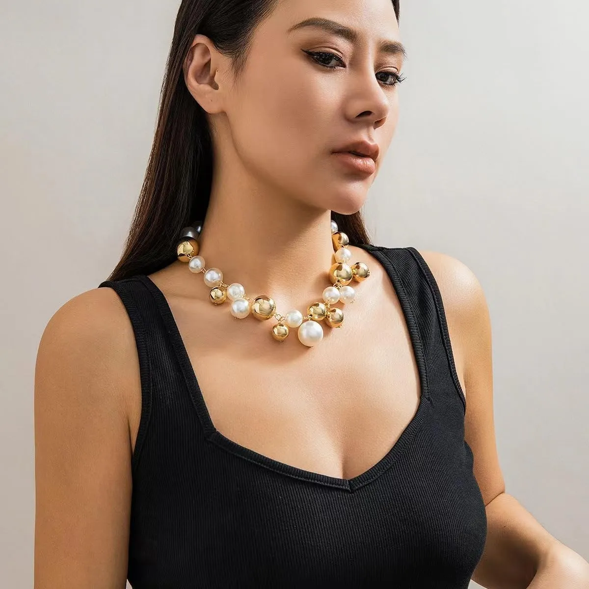 CSIYANJRY99 Chunky Pearl Necklace for Women Big Faux Pearl Beaded Strand Necklace Wedding Prom Jewelry for Women