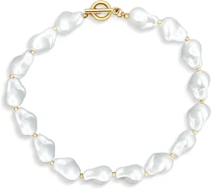 Dainty Pearl Choker Necklace for Women Irregular Baroque Pearl Necklace Big Pearl Compass Pendant Necklace for Brides Party Prom Gift