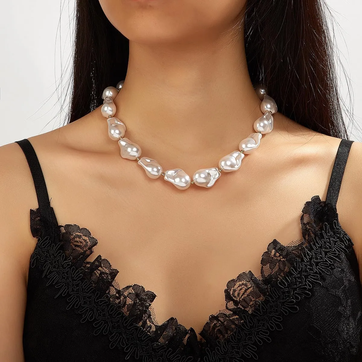 Dainty Pearl Choker Necklace for Women Irregular Baroque Pearl Necklace Big Pearl Compass Pendant Necklace for Brides Party Prom Gift