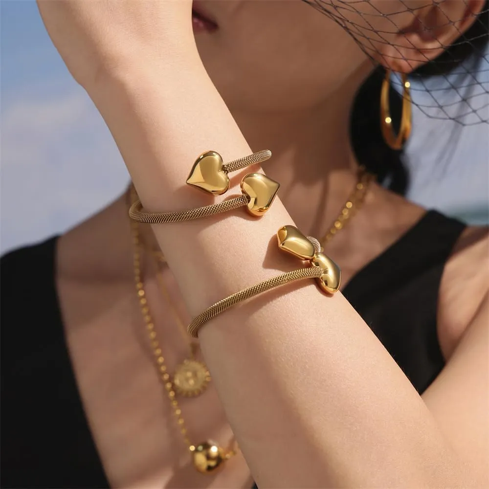 Double Heart Bangle Bracelet for Women Stainless Steel Thick Love Hearts Chunky Wrap Cuff Bangles Minimalist Open Mesh Bracelets Fashion Hand Jewelry