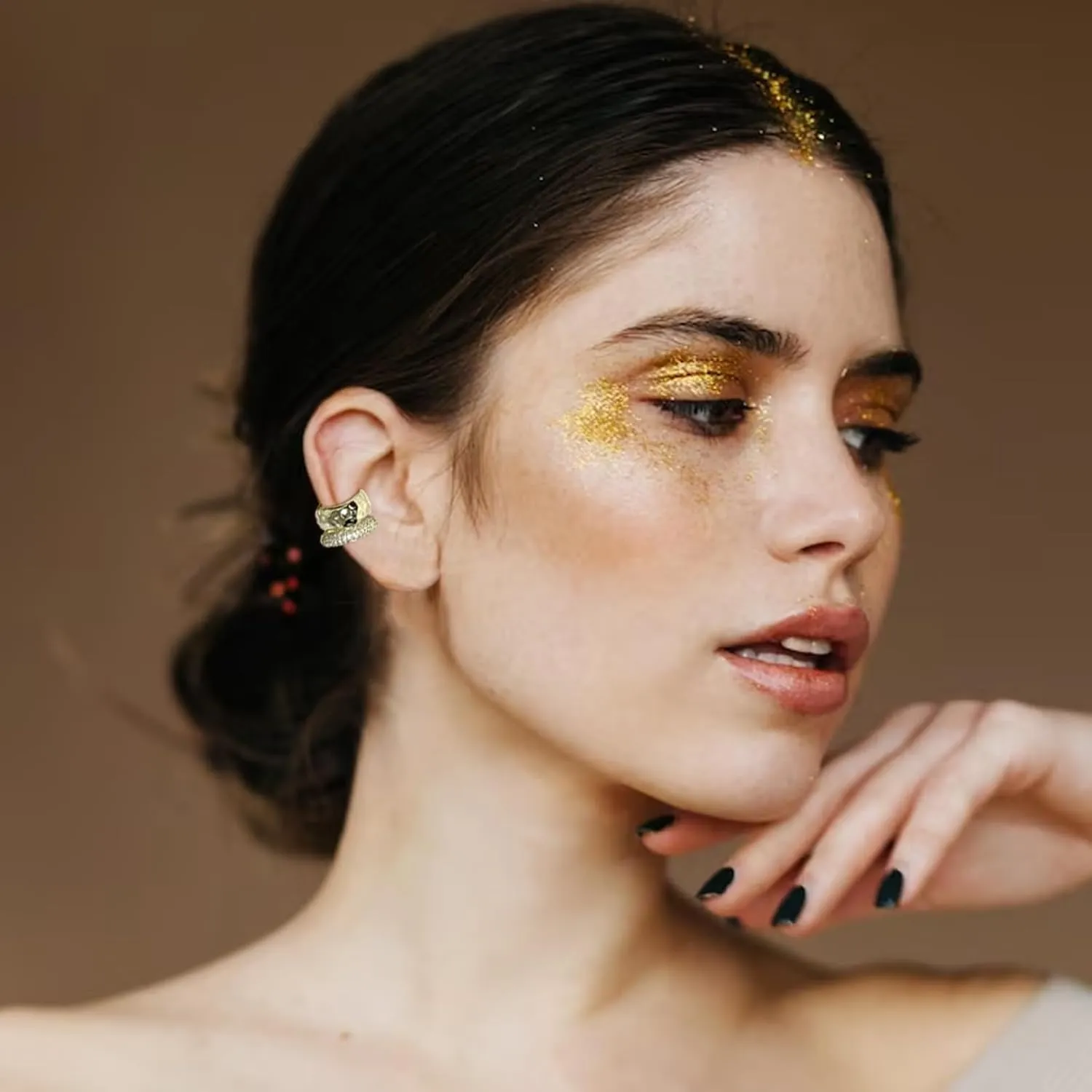 Ear Cuffs Non Piercing Aretes De Mujer Gold Chunky Earrings for Women Clip On Earrings Non Tarnish Gold Earrings Gifts Trendy Stuffers