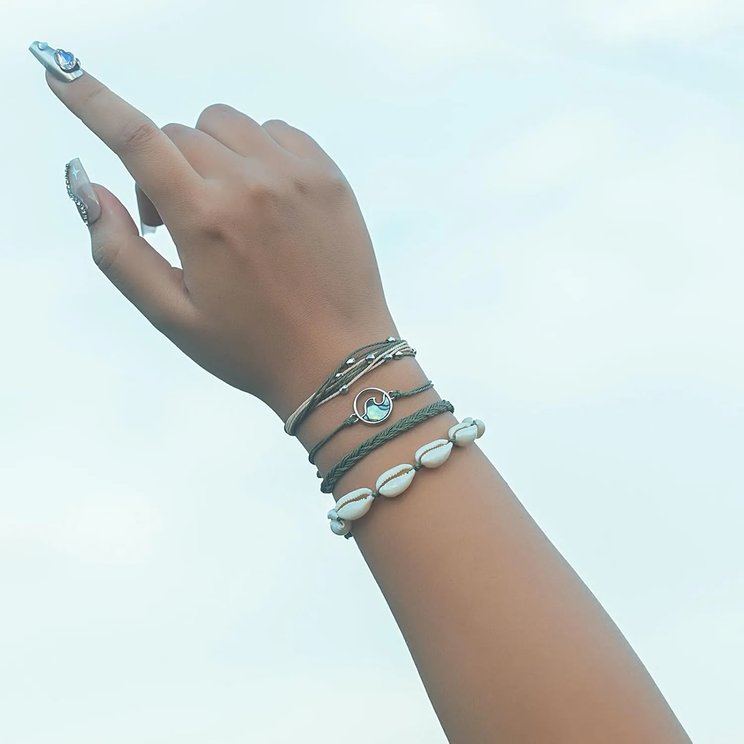 FANCY SHINY Wave String Bracelets Braid Puka Shell Bead Bracelets Handmade Cute Trendy Boho Easter Jewelry Gifts for Women