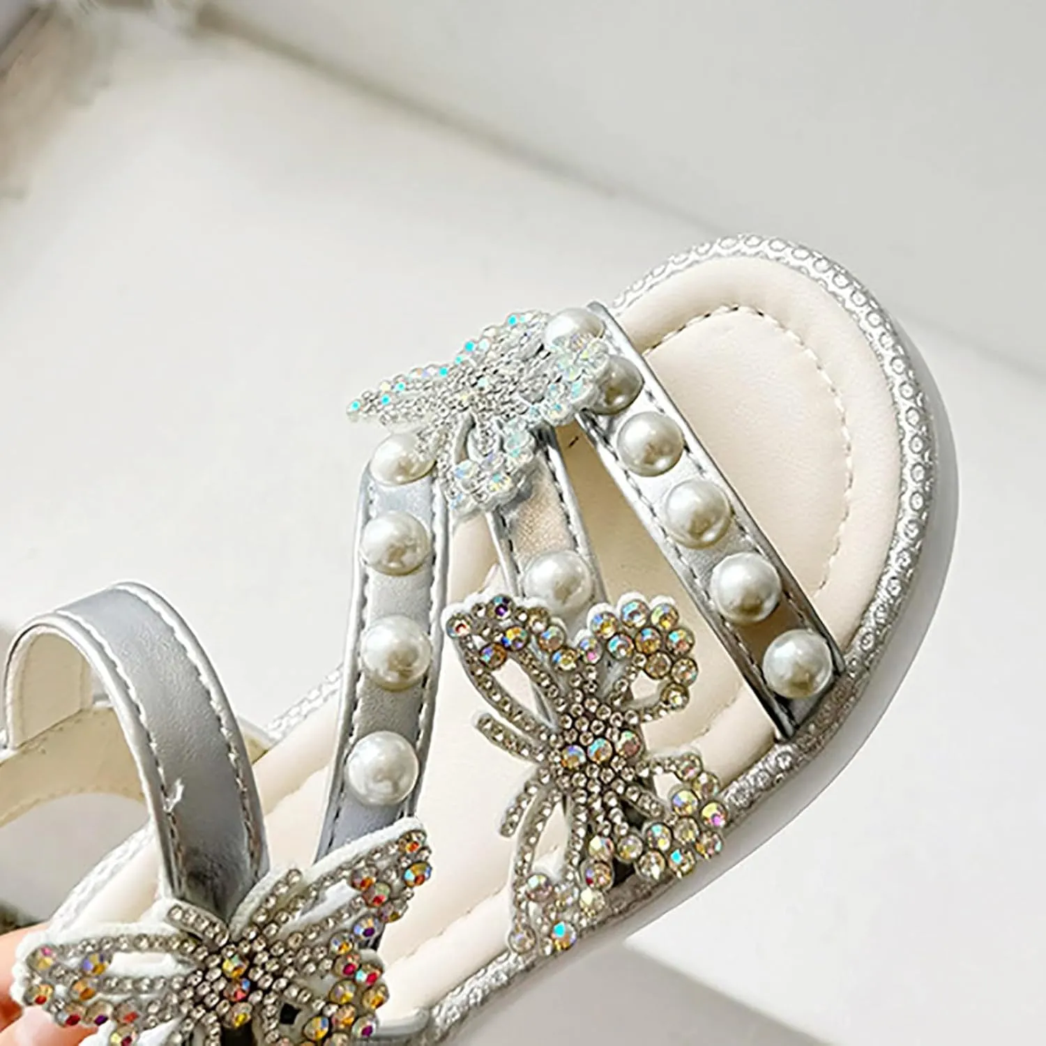 Girls T-Strap Beaded Flower Rhinestone Flats Sandals Cute Butterfly Dress Shoes Pearl Crystal Boho Beach Shoes
