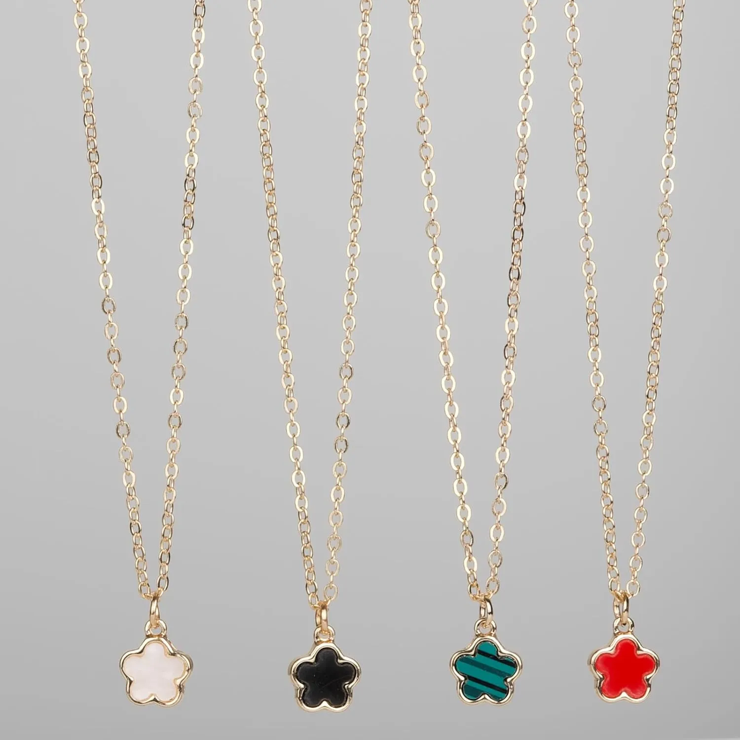 Gold Necklaces for Women Stackable Trendy Choker Pearl Chain Set Five-Leaf Clover Pendant Necklaces Fashion Jewelry for Women
