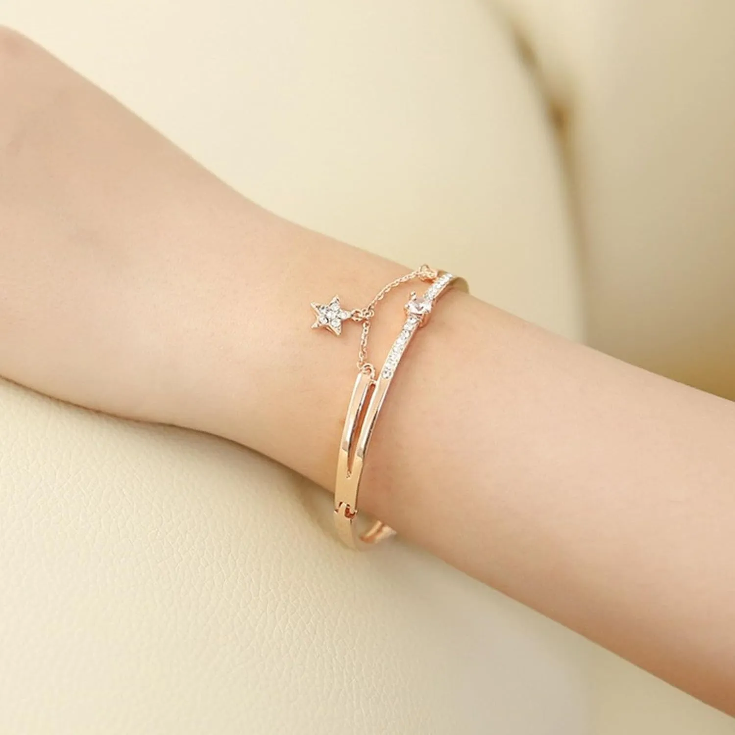 Gold Plated Star Cuff Bangle Bracelets for Women,Gold Women`s Bangle Bracelets Open Adjustable Cuff Dainty Bracelets for Her Jewelry Gifts