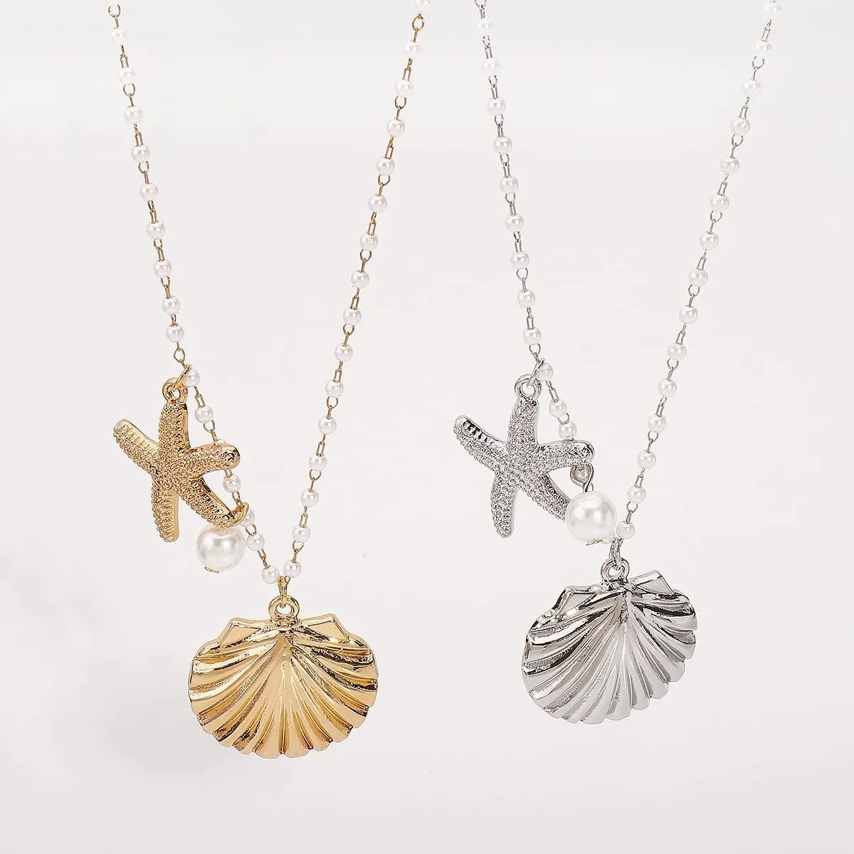 Gold Shell Charm Necklace for Women,Layered Gold Seashell Starfish Necklaces Boho Surfer Beach Necklaces Dainty Summer Vacation Jewelry Costume Accessories