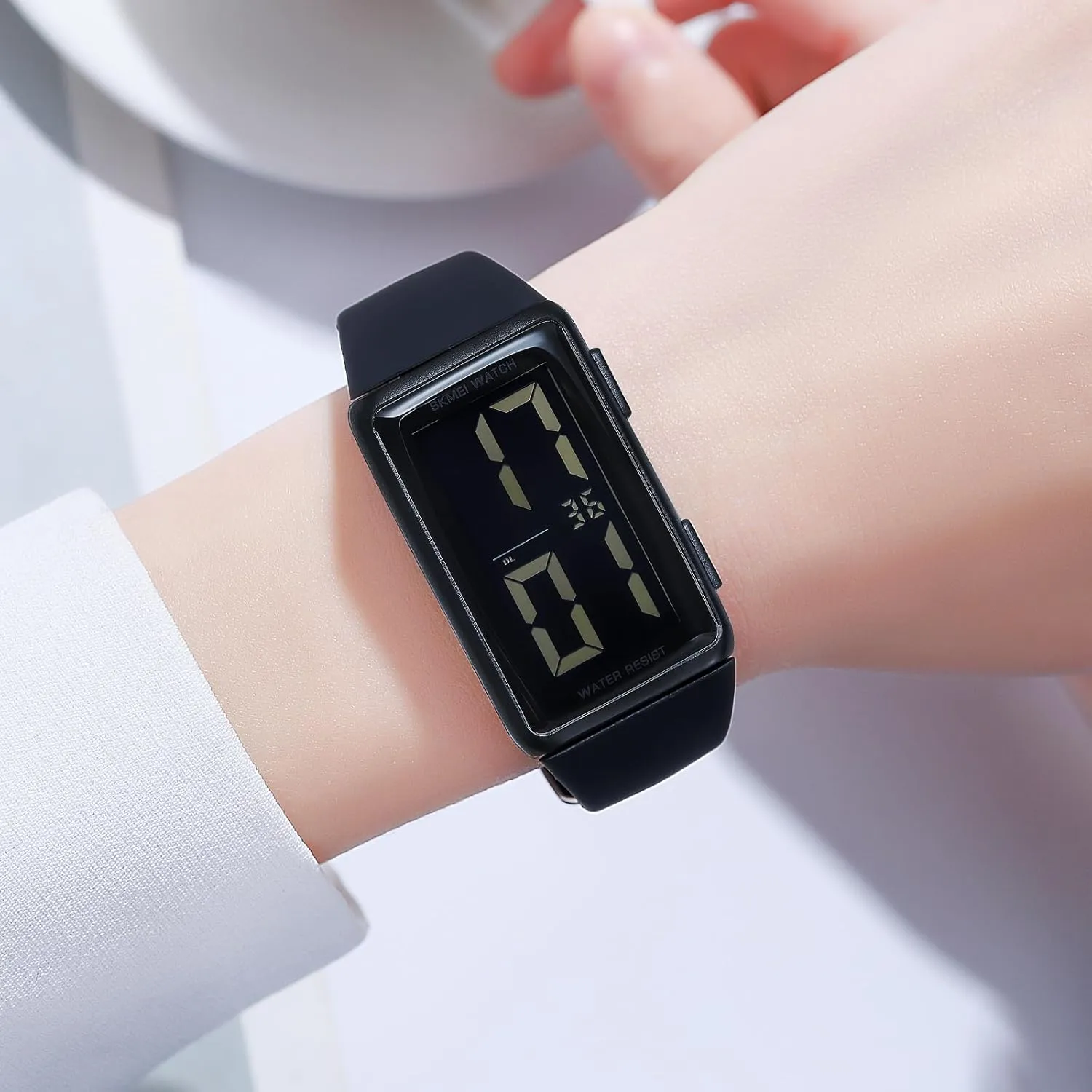 Gosasa Square Men's and Women's Leisure Sports Digital Watch Multifunctional Sports Watch Digital Dial Waterproof LED Watch Fashion Minimalist Design