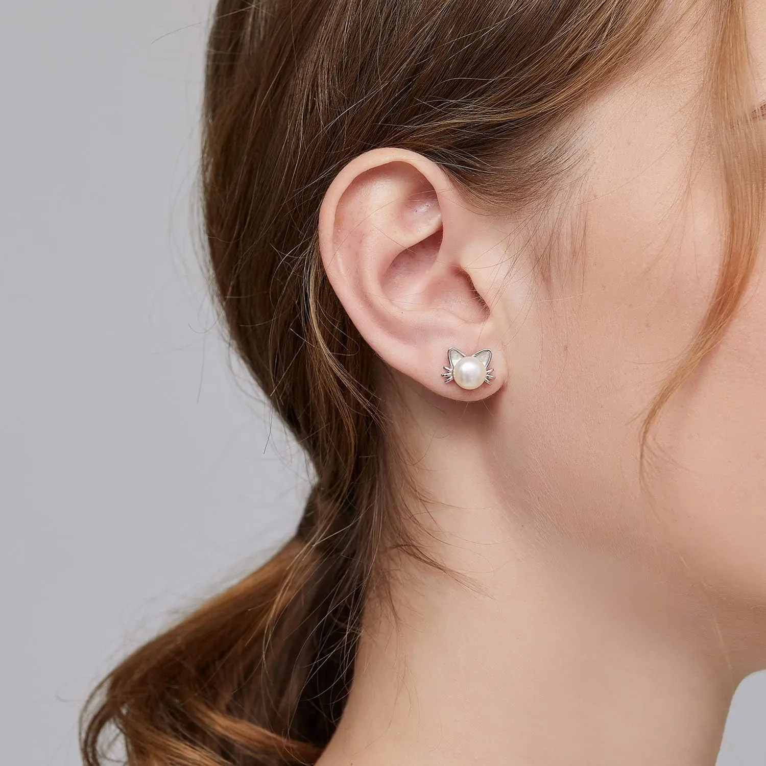 Han han 18K White Gold Plated Pearl Diamond Stud Earrings for Women 925 Sterling Silver Pearl Earrings, Fine Jewelry Gift for Women 8MM-13MM