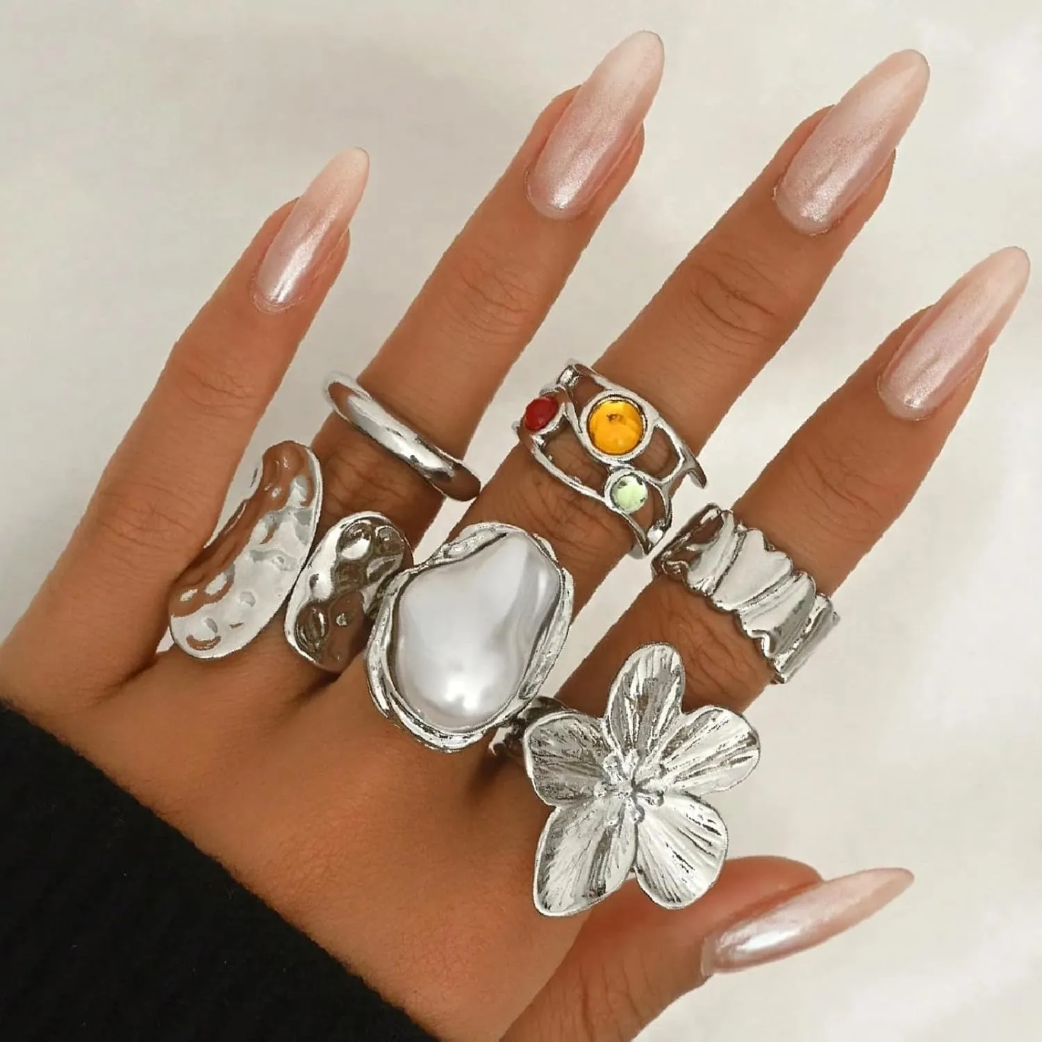 HUASAI Retro Ring Set for Women Flower & Rhinestone Pearl Rings Chunky Knuckle Rings