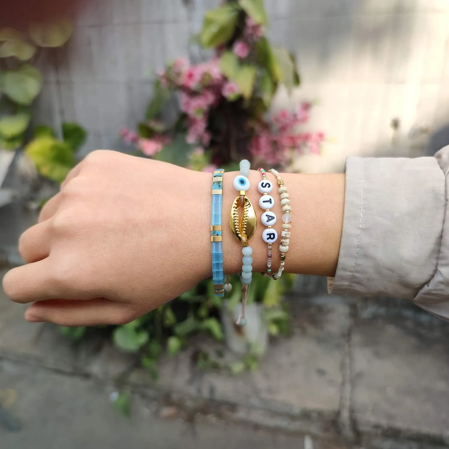 KELITCH Turquoise Beaded Bracelet Gold Shell Charm Bracelets Women Thin Strand Bracelets For Women