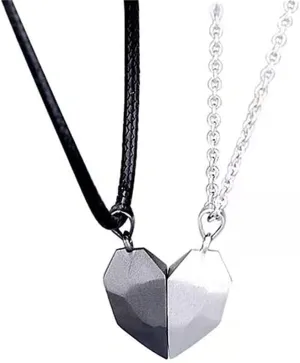 Matching Necklaces for Couples Bff Birthday Christmas Gifts, Heart Friendship Necklaces Half Heart Pendant Necklace for Couple Best Friends, 2 Pcs