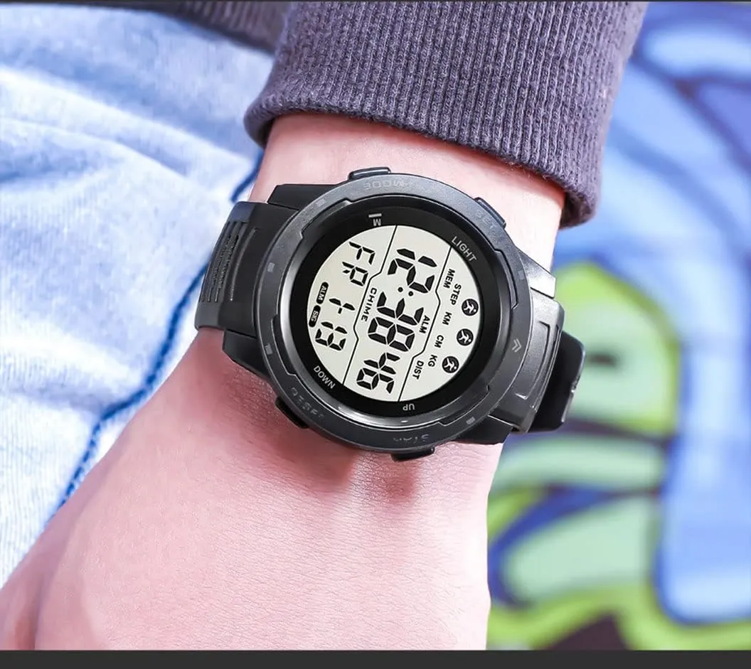 Men's Outdoor Sports Watch Large Dial Easy-to-Read Digital Watch Multi-Functions LED Alarm Stopwatch Waterproof Wrist Watch for Men Black