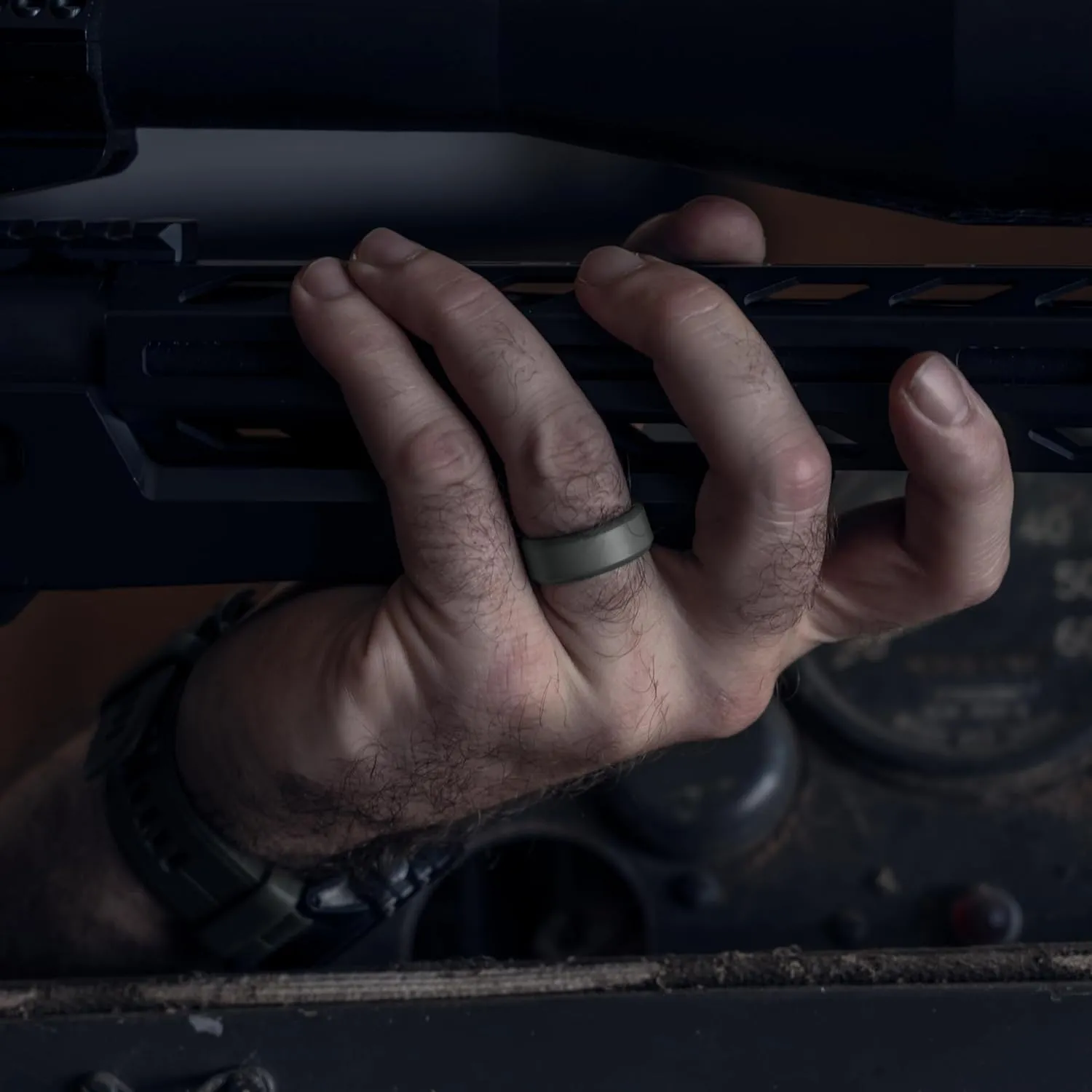 Men's Tactical Silicone Rings, 9mm Wide 2.5mm Thick Rubber Wedding Bands for Him, Breathable Working Man's Performance Ring