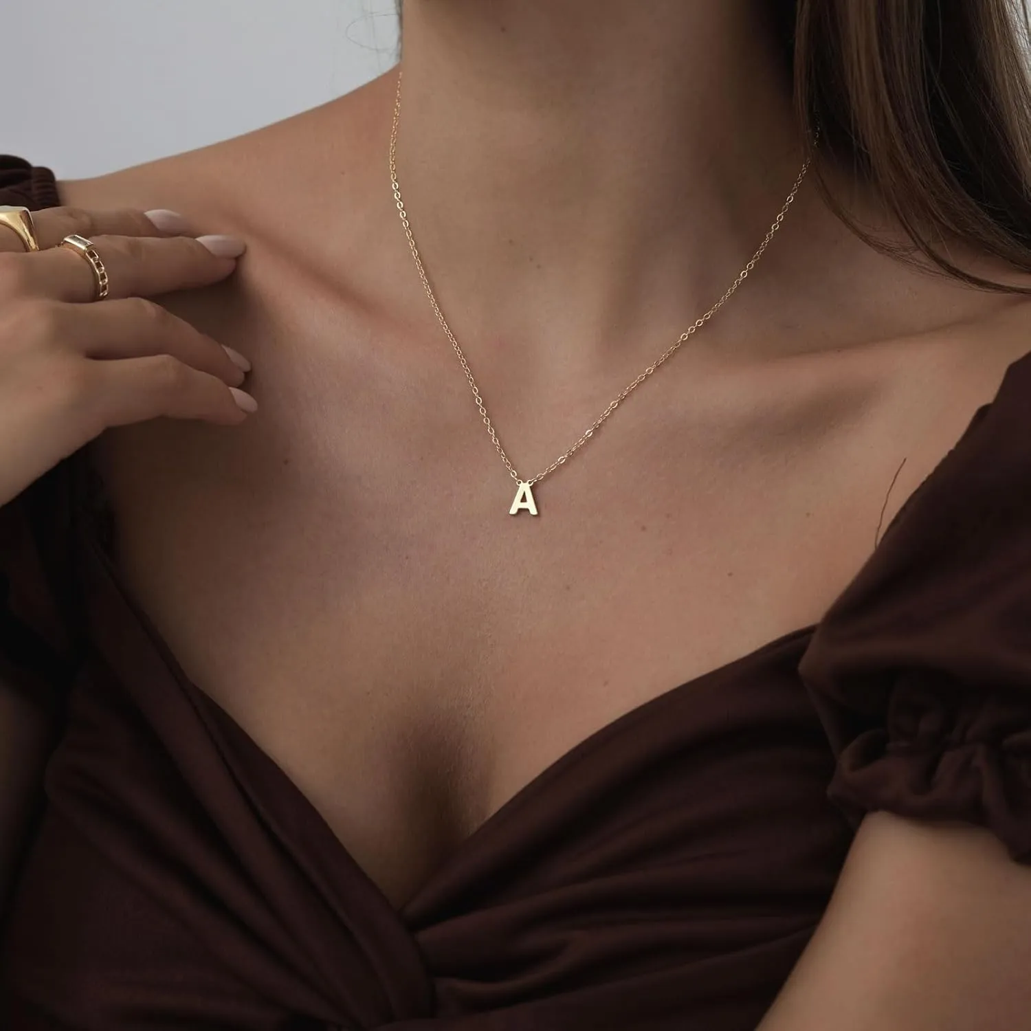 MIDEEO Initial Necklaces for Women, Dainty Letter Necklace Personalized Tiny Initial Pendant Necklace Monogram Cute Letter Name Choker Necklaces Christmas Gift