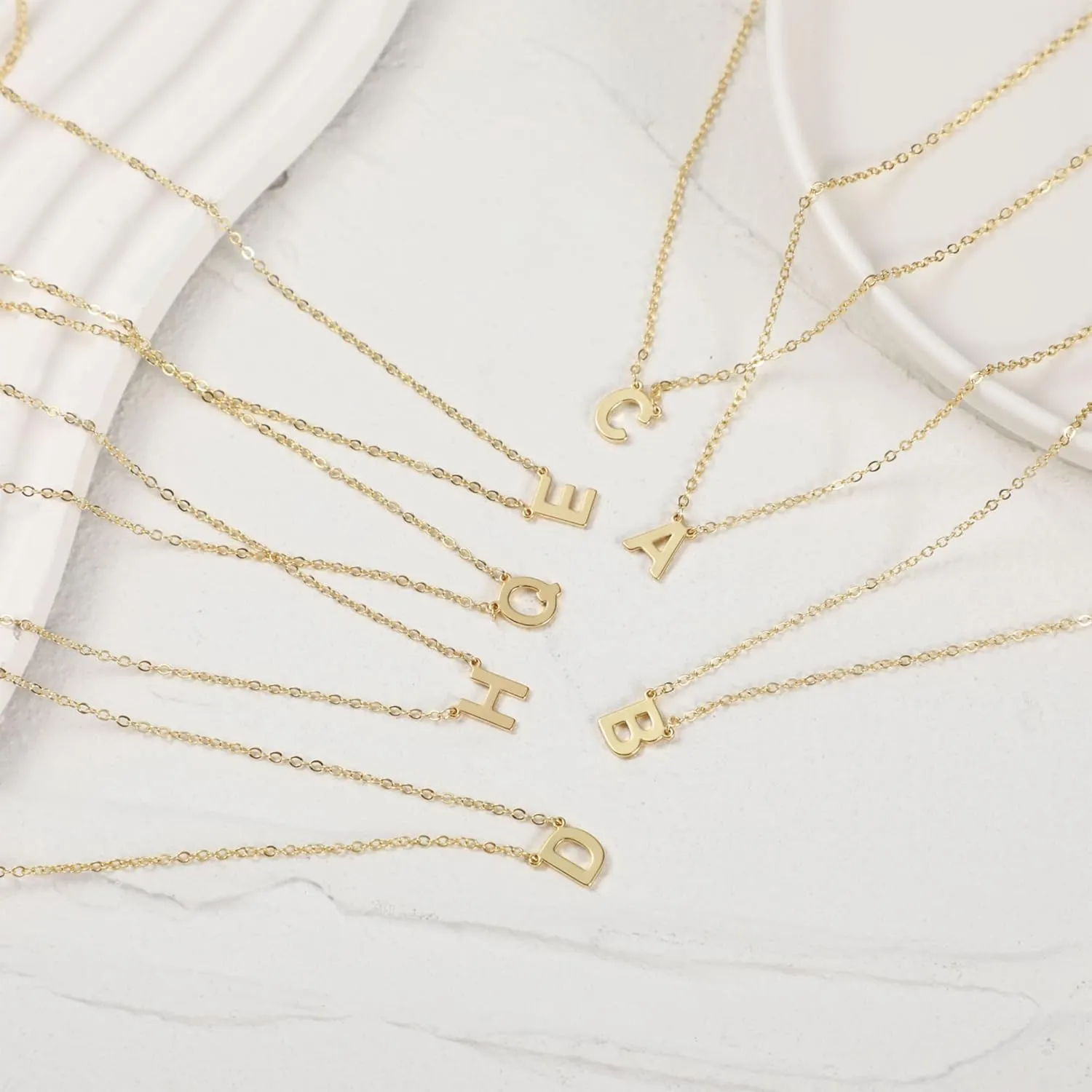 MIDEEO Initial Necklaces for Women, Dainty Letter Necklace Personalized Tiny Initial Pendant Necklace Monogram Cute Letter Name Choker Necklaces Christmas Gift