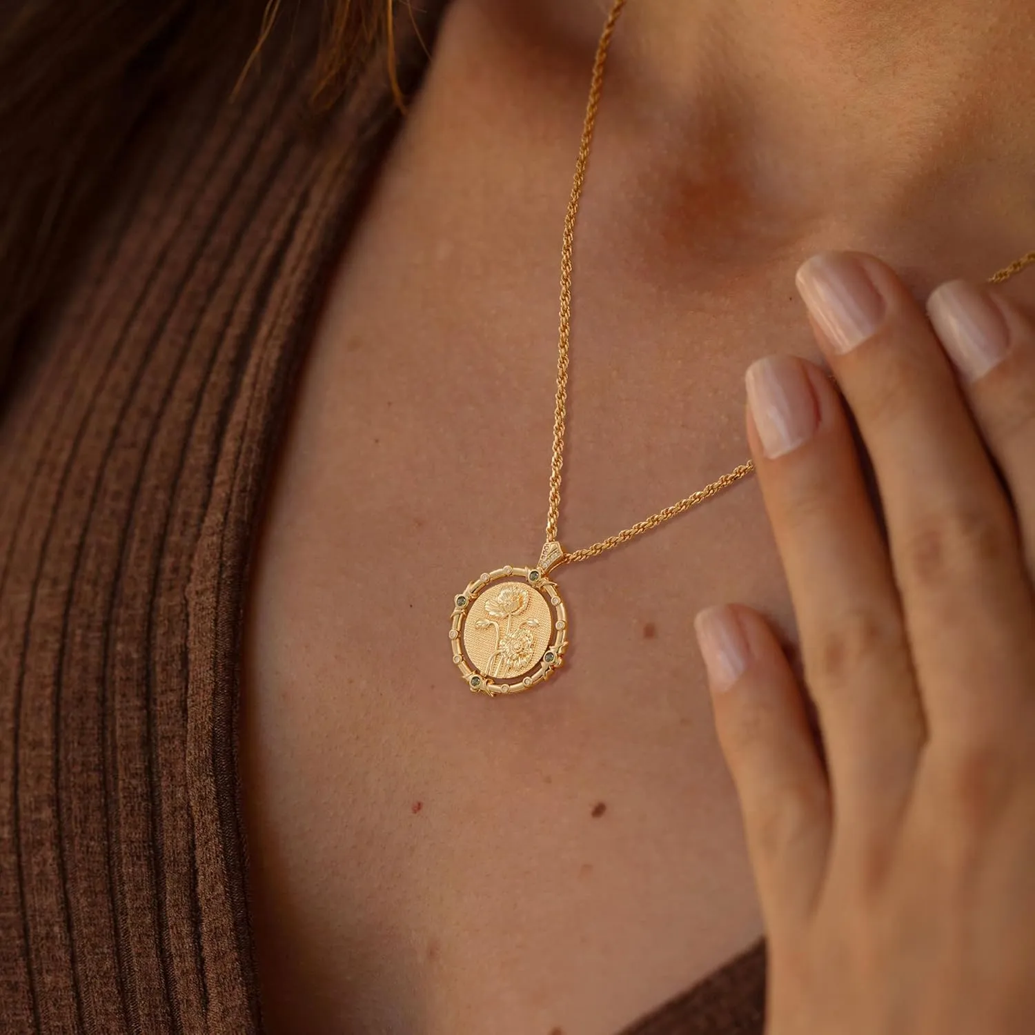 MTMY Birth Flower Necklaces for Women 14K Gold Plated Birth Flower with Birthstone Chunky Reversible Rotatable Disc Pendant Necklaces Jewelry