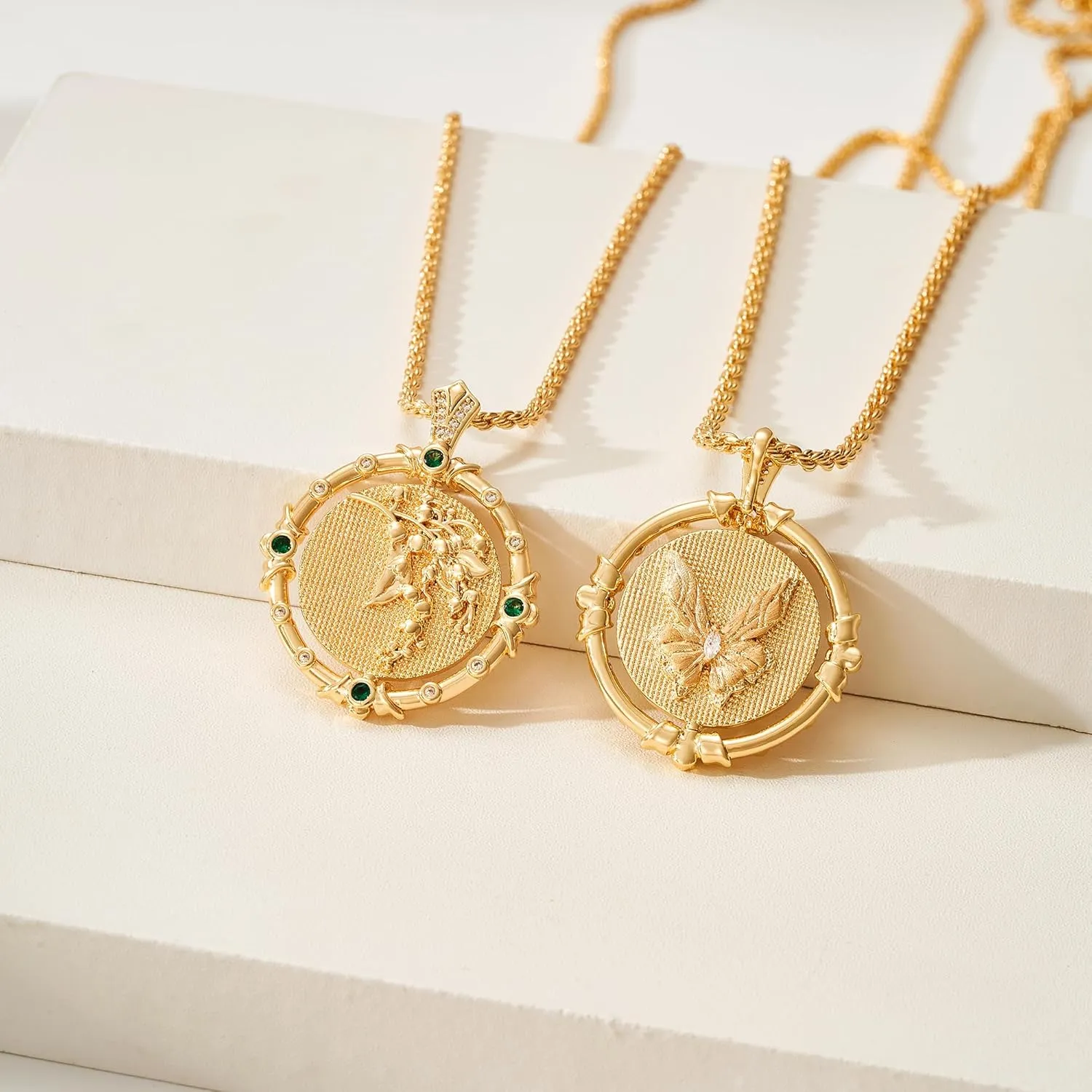 MTMY Birth Flower Necklaces for Women 14K Gold Plated Birth Flower with Birthstone Chunky Reversible Rotatable Disc Pendant Necklaces Jewelry