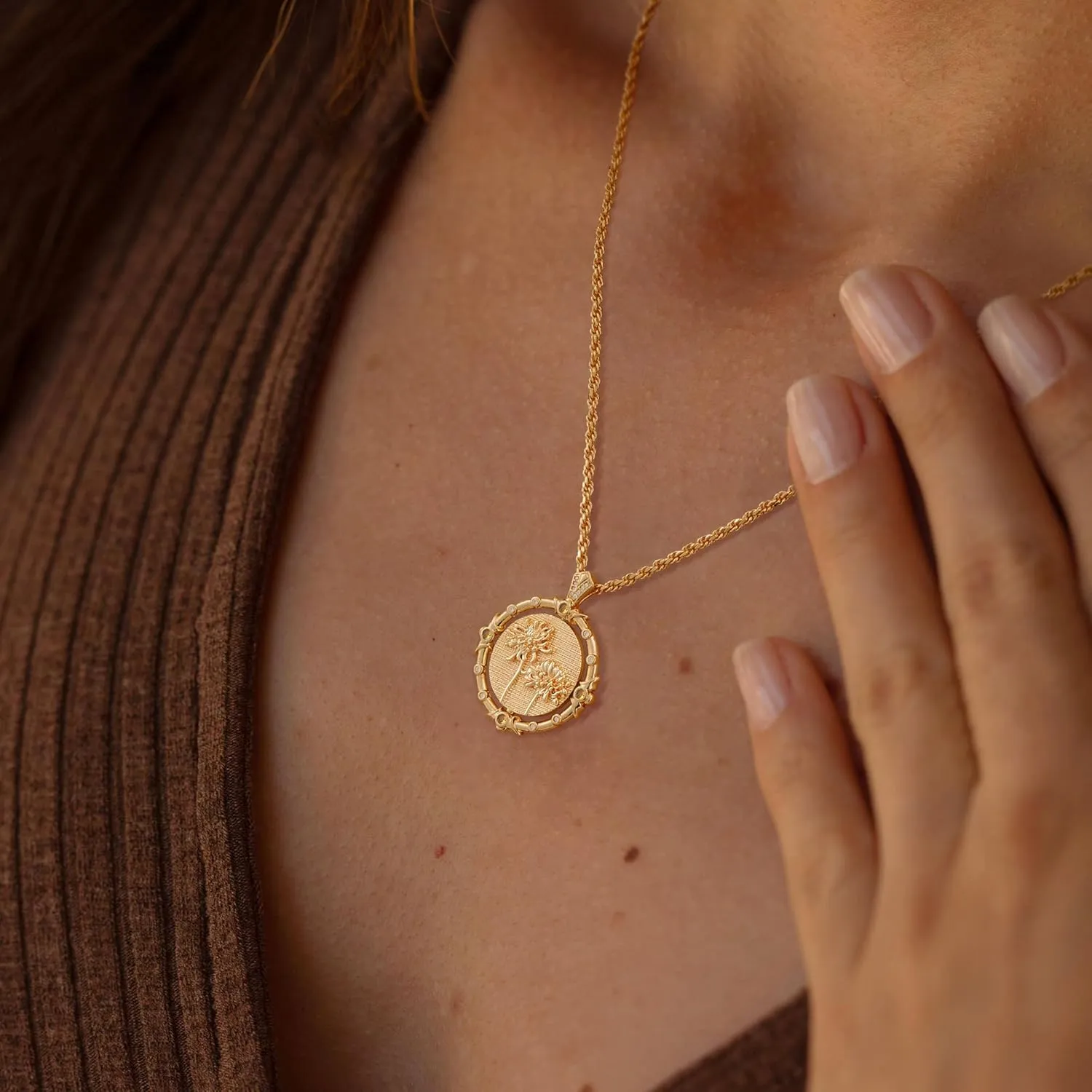 MTMY Birth Flower Necklaces for Women 14K Gold Plated Birth Flower with Birthstone Chunky Reversible Rotatable Disc Pendant Necklaces Jewelry