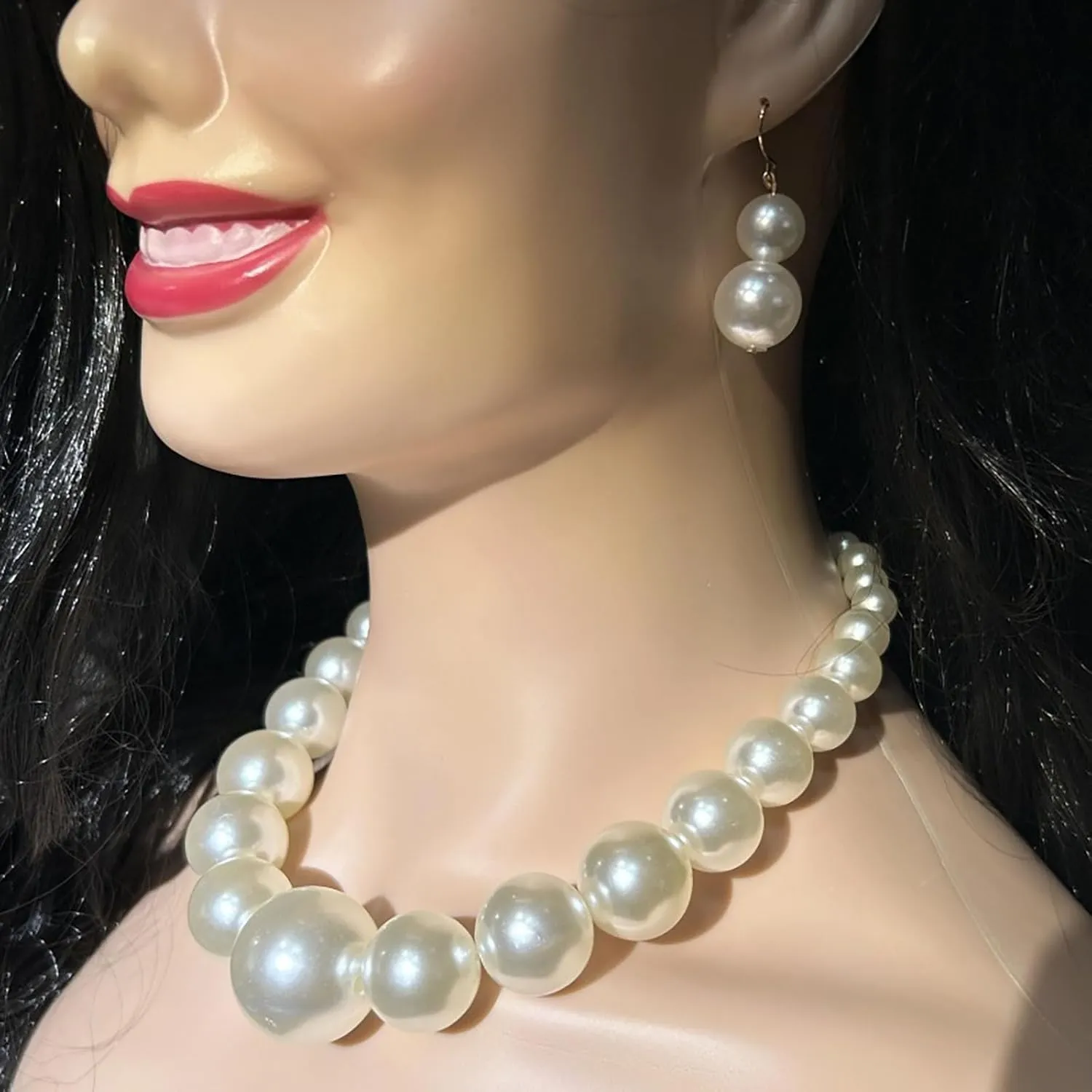 Pearl Necklace and Earring Set for Women Pearl Jewelry Set Chunky Pearl Choker Necklace Faux Large Pearl Collar Necklace Brides Wedding Jewelry for Women