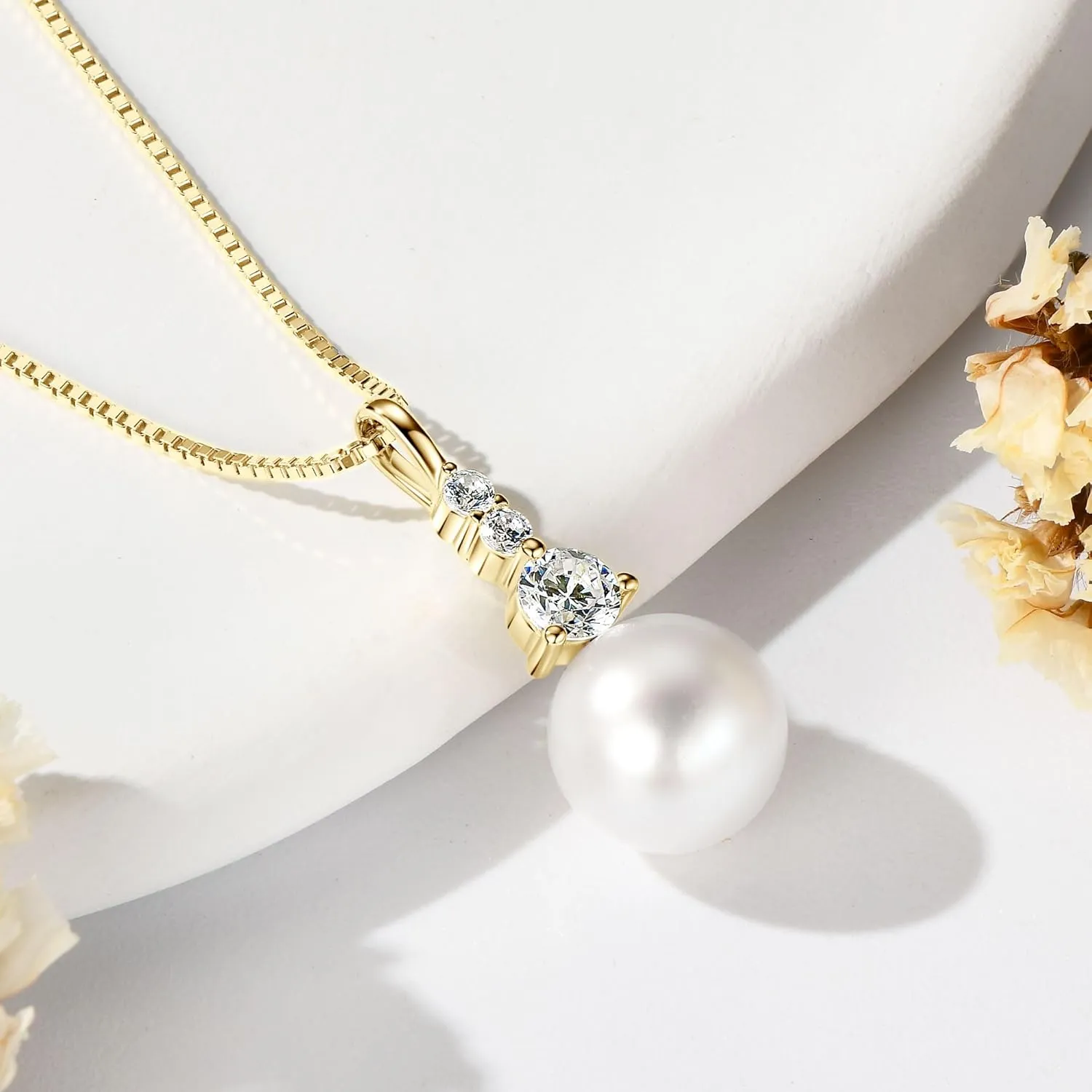 Pearl Necklaces for Women, Sterling Silver Freshwater White Pearl Pendant Necklace with Moissanite Pearl Jewelry Gifts for Wife Mom