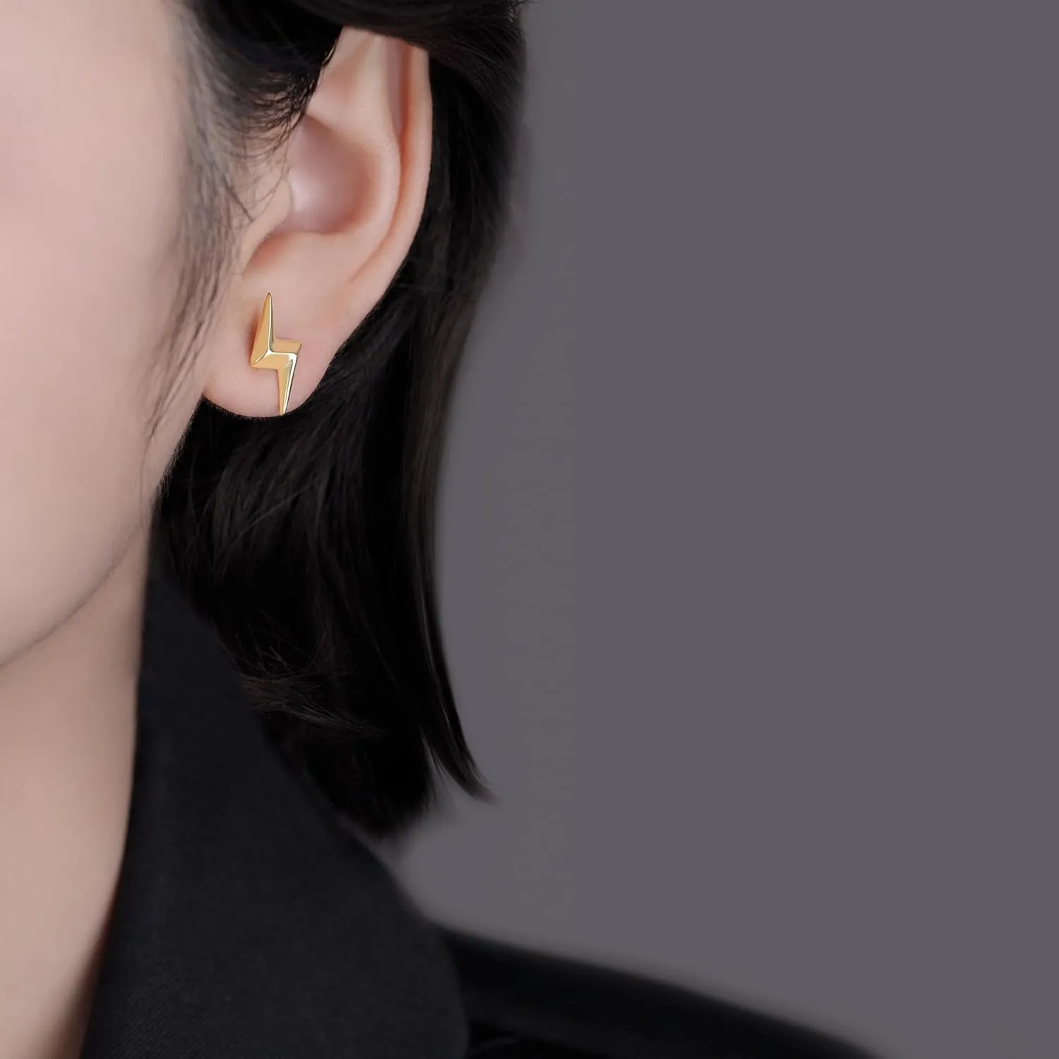 Reffeer Solid 925 Sterling Silver Lightning Earrings Stud for Women Teens Lightning Bolt Studs Earrings Minimalist Post Stud Earrings