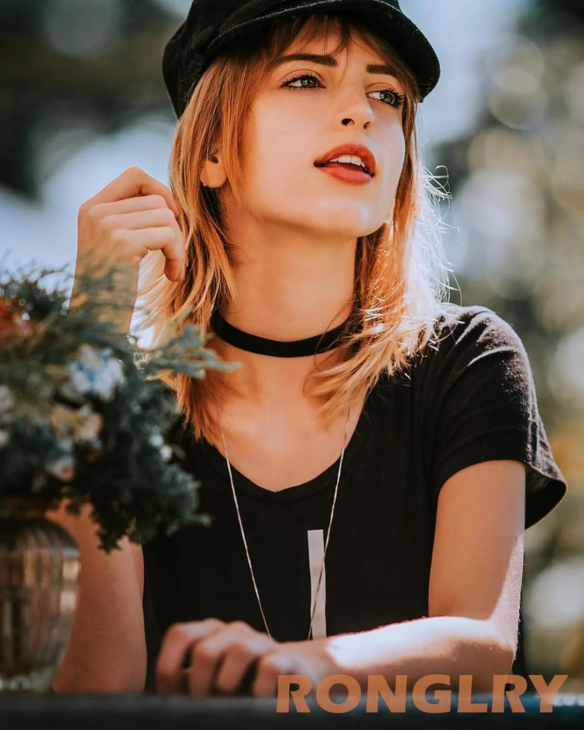 Ronglry 3pcs Black Choker Necklace for Women Black Velvet Choker Set Layered Black Choker Necklaces Classic Chokers for Women Adjustable Gothic Lace Black Collar Necklace for Party Cosplay Christmas Birthday Jewelry Gifts
