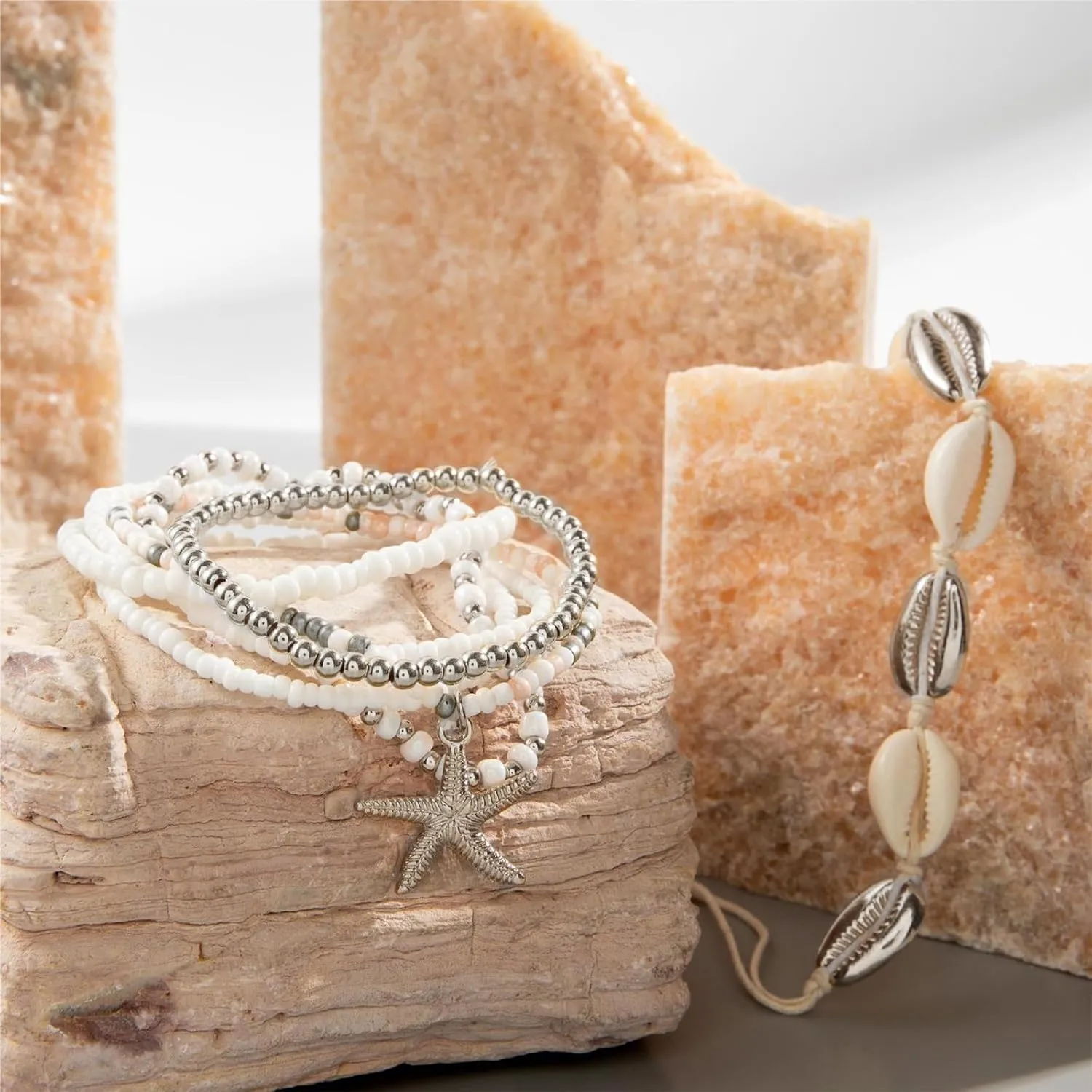 Seashell Shell Bracelet Beach Bracelets Jewelry for Women Starfish Charm Bracelets Beach Accessories Dresses for Women Vcation Outfits Summer Stuff