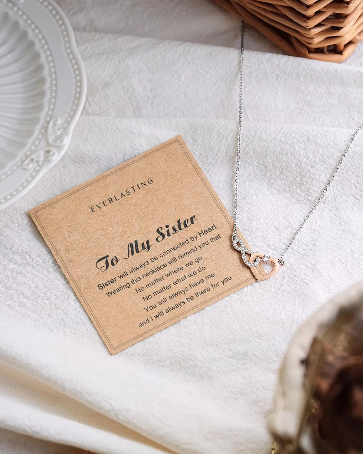 Shonyin Dainty Heart-felt Infinity Heart Necklace for Mother Daughter Girlfriend Soulmate Grandma Granddaughter Mother-in-law Friend Bonus Mom Bonus Daughter