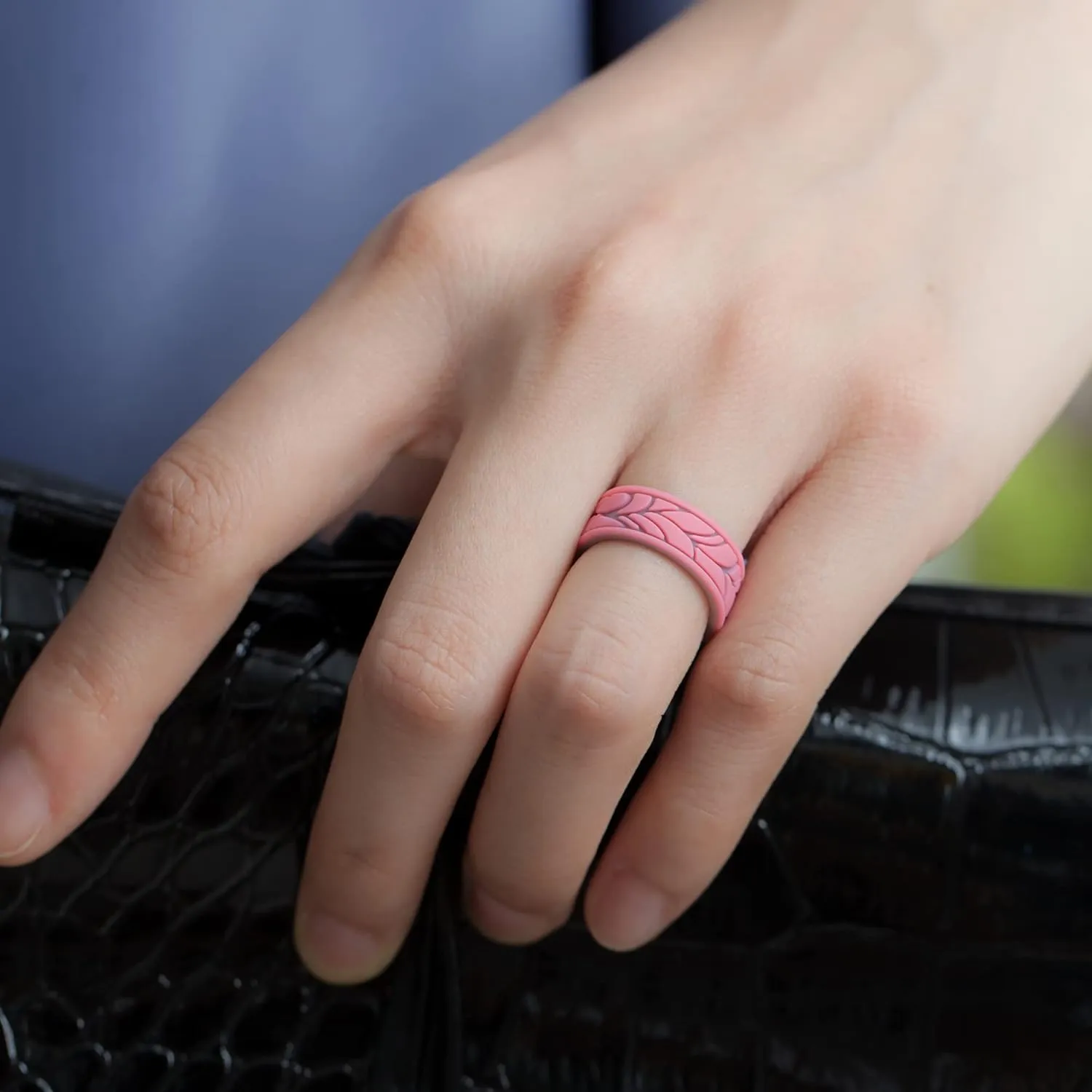 ThunderFit Silicone Rings for Women, Patterned Design Wedding Bands - 1/4/7 Variety Multipack