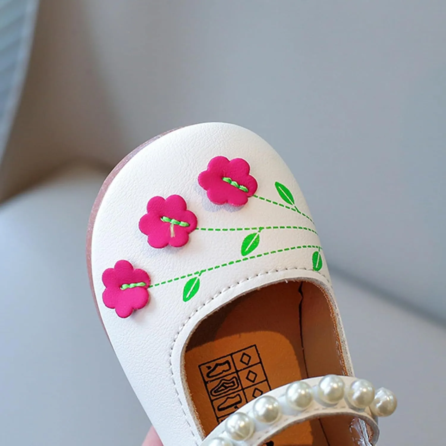 Toddler Girls Leather Wedding Sandals Beaded Strap Closed Toe Ankle Low Heel Dance Shoes Baby Sole Non Slip Sandals