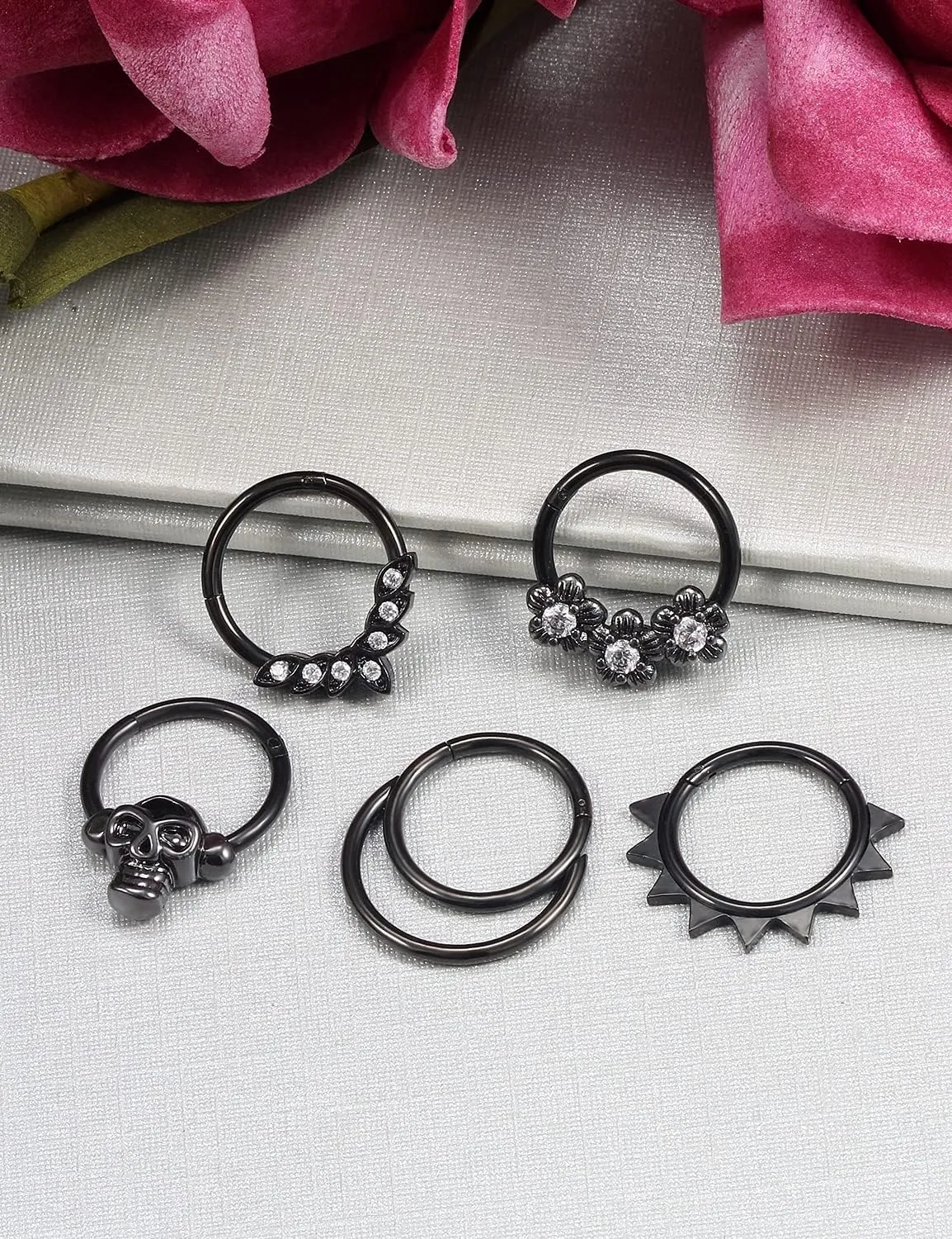 Vsnnsns Septum Ring 16G Stainless Steel Skull Septum Piercing Jewelry Clicker Flower Nose Ring Hoop Piercing Jewelry for Women Men Silver Black Rainbow Rose Gold 10mm