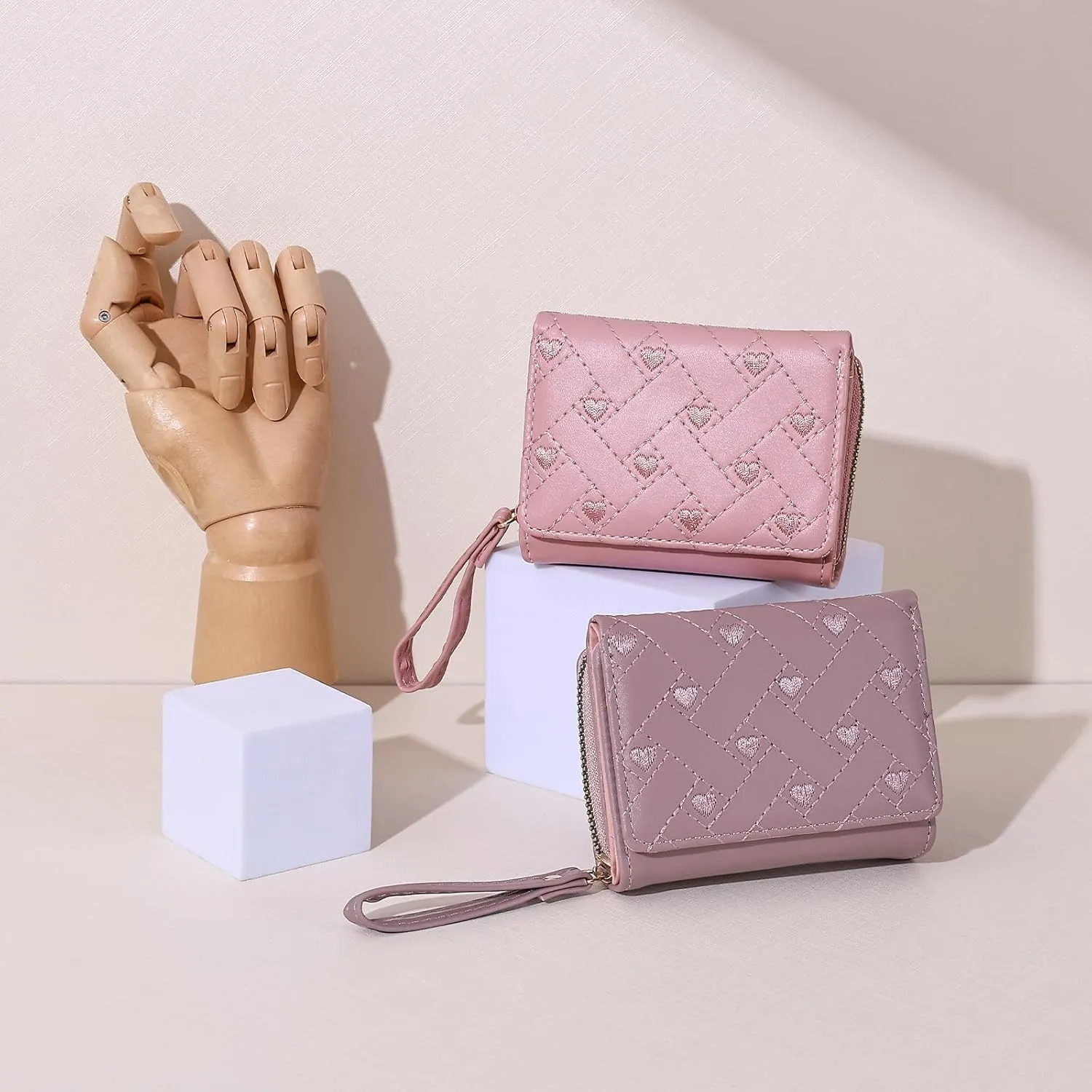 Wallet Women, Cute Pink Ladies Wallet, Love Heart Trifold Wallets Woman Business Credit Card Holder with Zipper Purse for ID Cards Cash Coin Key (Pink)