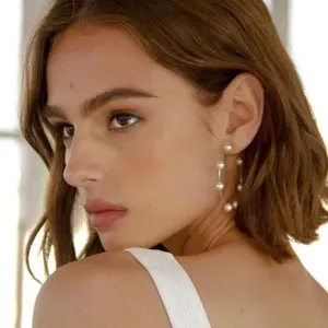 Wiwpar Pearl Hoop Earrings Circle Dangle Drop Earrings Imitation Pearl Earrings Elegant Accessories Earrings for Women (Style 4)
