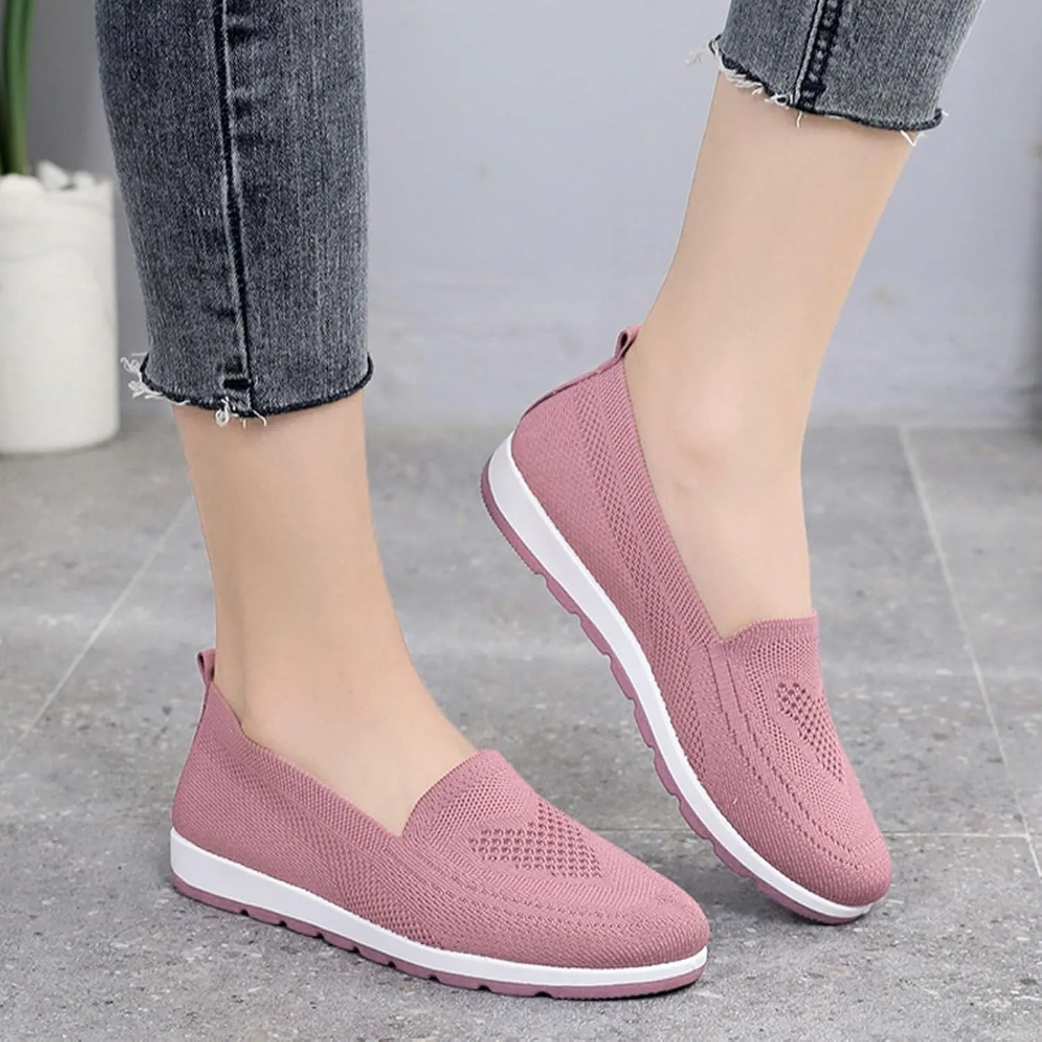 Women Breathable Mesh Slip On Shoes Casual Comfortable Walking Sneakers Lightweight Flats Non Slip Loafers