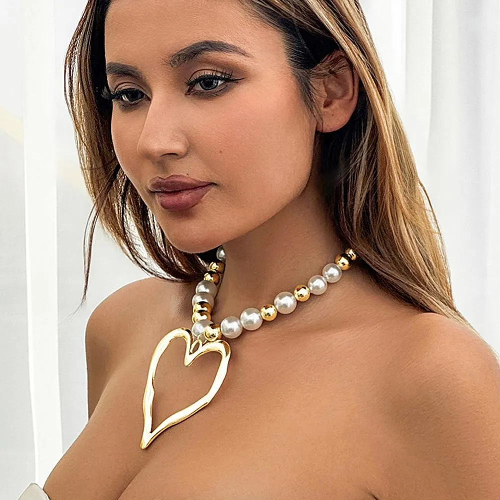 Y2k Large Heart Necklaces for Women Chunky Love Pearl Ball Beads Choker Necklaces Exaggerated Big Hollow Heart Pendant Necklace Statement Jewelry Gifts